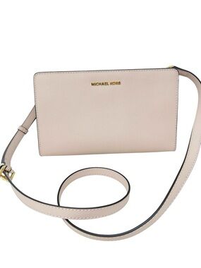 Michael Kors Jet Set Travel Crossbody Bag